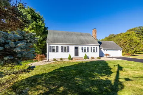 323 Baldwin Dr, Bristol, CT 06010