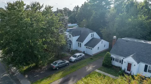 563 Main St, Cromwell, CT 06416