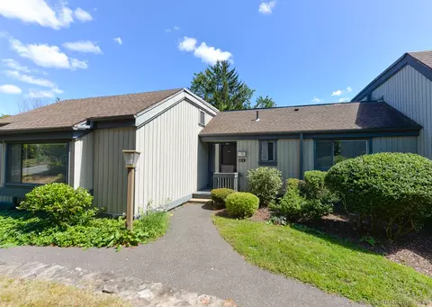 191 Heritage Vlg #A, Southbury, CT 06488