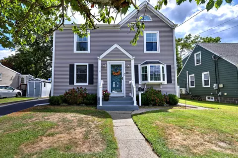 48 Alden Pl, Milford, CT 06460
