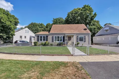 88 Knowlton St, Stratford, CT 06615