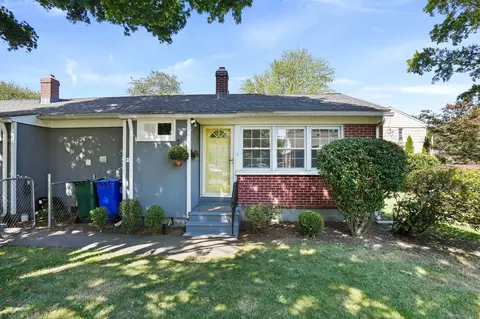 56 Vought Pl #56, Stratford, CT 06614