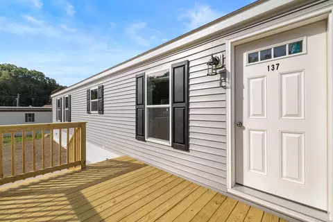 137 Stephen Dr, Stonington, CT 06378