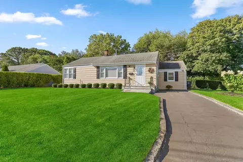 46 Lucille Dr, Milford, CT 06460