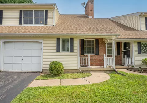 2200 Dover Ct, Windsor, CT 06095