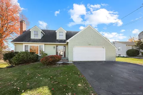 88 Highland St, Wethersfield, CT 06109