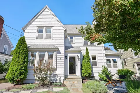 320 Lake Ave, Bridgeport, CT 06605