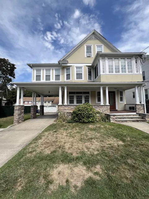 450 Davidson St, Bridgeport, CT 06605