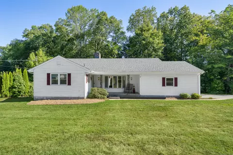 81 Scenic Dr, Southington, CT 06489