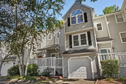 19 Rivendell Dr #19, Shelton, CT 06484