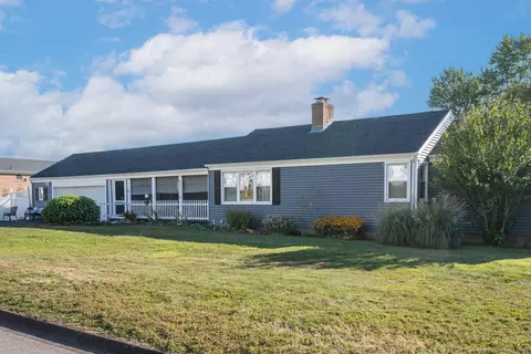 15 Marshall Rd, Rocky Hill, CT 06067