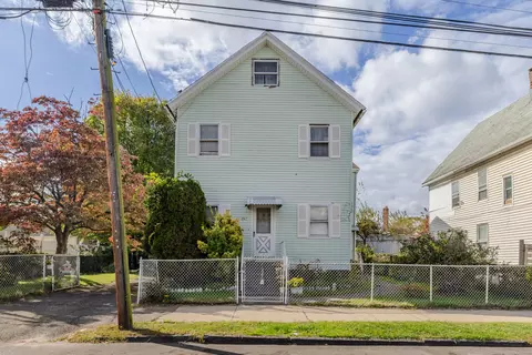 247 6th St, Bridgeport, CT 06607