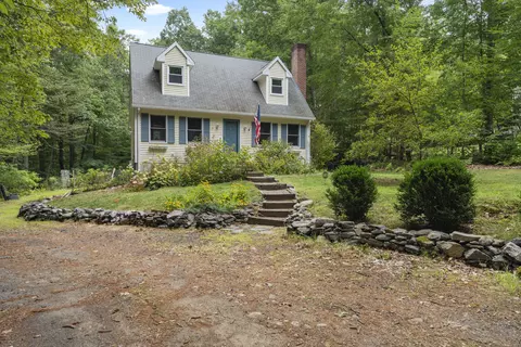 105 Brainard Rd, Colchester, CT 06415