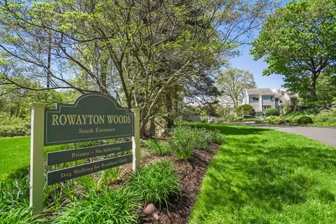 80 Rowayton Woods Dr #80, Norwalk, CT 06854