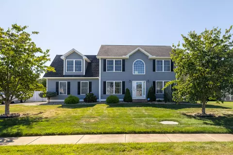 178 Empress Dr, Southington, CT 06489