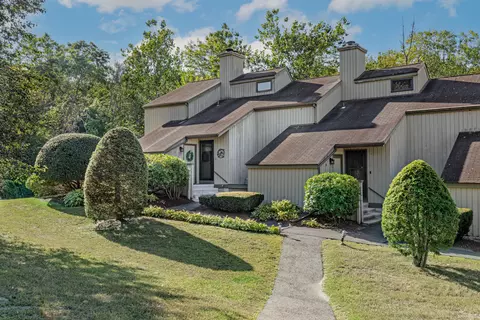 380 Old Waterbury Rd #17, Southbury, CT 06488