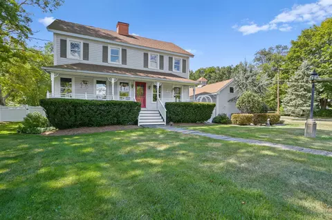 2 High Rise Rd, Danbury, CT 06811