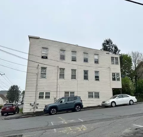 610 Wilson St, Waterbury, CT 06708