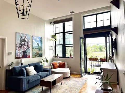 1 Indian Neck Ave #13, Branford, CT 06405