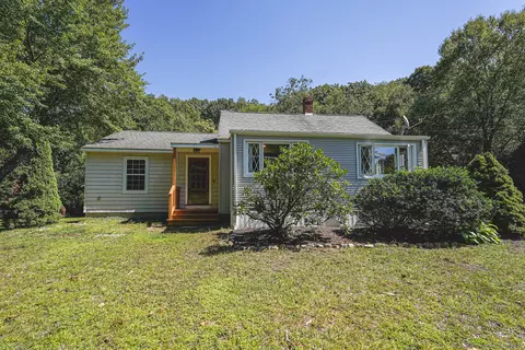 23 Quinebaug Camp Rd, Griswold, CT 06351