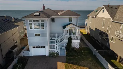 31 Point Beach Dr, Milford, CT 06460