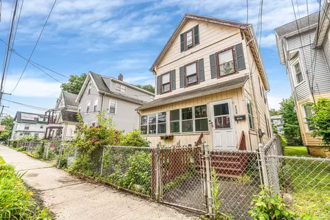 248 W Ivy St, New Haven, CT 06511