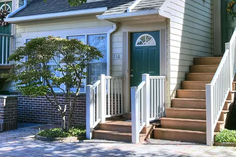 85 Locust Ave #516, New Canaan, CT 06840