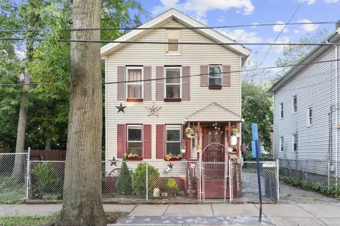 55 Hurlburt St, New Haven, CT 06519