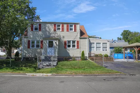 66 John St, East Haven, CT 06513