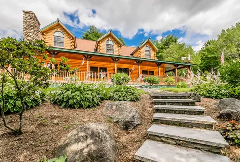 114 Pinney St, Colebrook, CT 06021