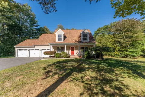 25 Pine Knolls Dr, Killingly, CT 06241