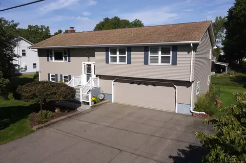 31 Amherst St, Wethersfield, CT 06109