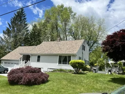 21 Abby Dr, Hebron, CT 06248