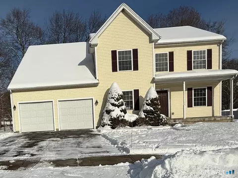 123 Hidden Valley Dr, Meriden, CT 06451