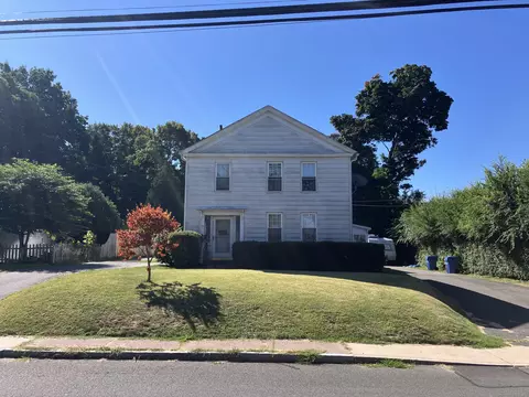 14 Hackmatack St, Manchester, CT 06040