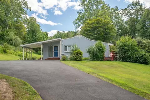 25 Old Middle Rd, Brookfield, CT 06804