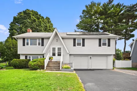 12 Carpenter Dr, East Hartford, CT 06118