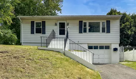 38 Lyndale Ave, Waterbury, CT 06705
