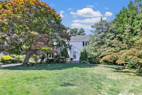 515 Cutspring Rd, Stratford, CT 06614