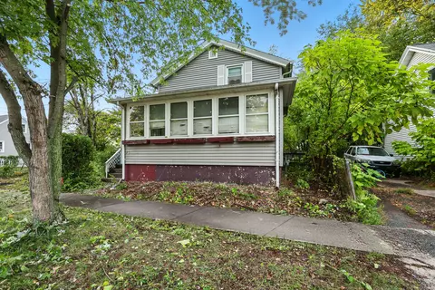 23 West St, Wallingford, CT 06492