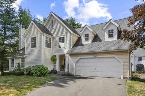 2 Southbridge Ct #2, Simsbury, CT 06070