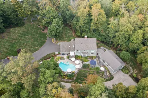 46 Nod Hill Rd, Southbury, CT 06488