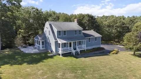 543 5 Mile River Rd, Putnam, CT 06260