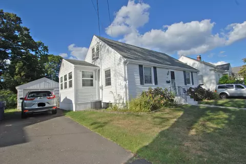 25 Lincoln St, Plainville, CT 06062