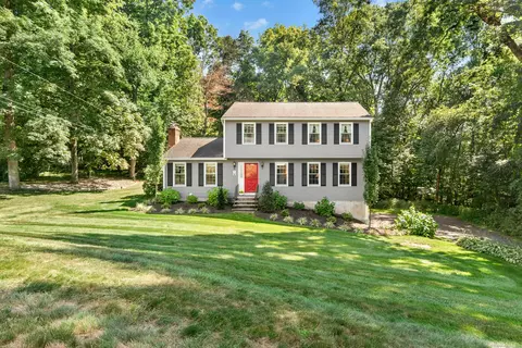 74 Big Horn Rd, Shelton, CT 06484