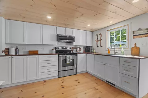 50 Bokum Rd, Chester, CT 06412