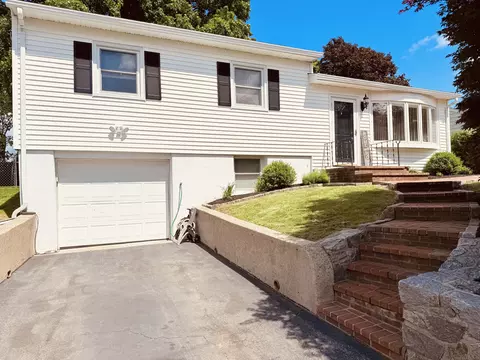 2 Laurel Ln, Shelton, CT 06484
