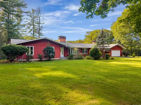 69 Bamforth Rd, Haddam, CT 06438