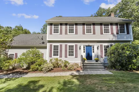 32 Blackledge Dr, Colchester, CT 06415