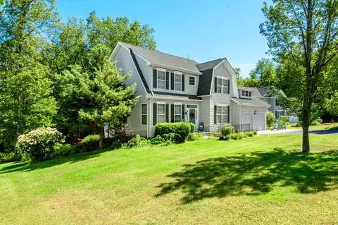67 Wysteria Ct, Torrington, CT 06790